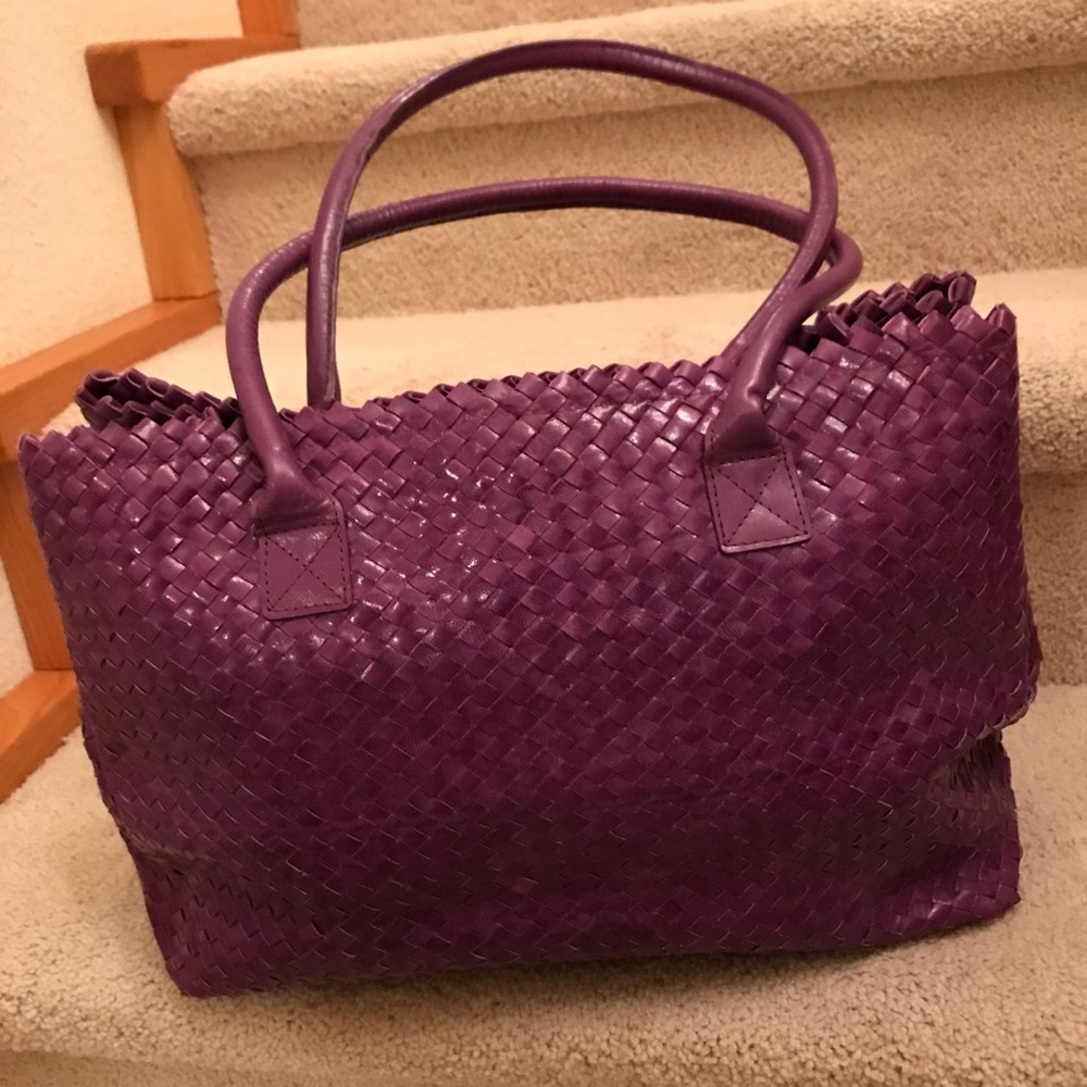 LUSCIOUS FUCHSIA SHOULDER BAG HAND WOVEN LEATHER LARGE SIZE EXCELLENT CONDITION